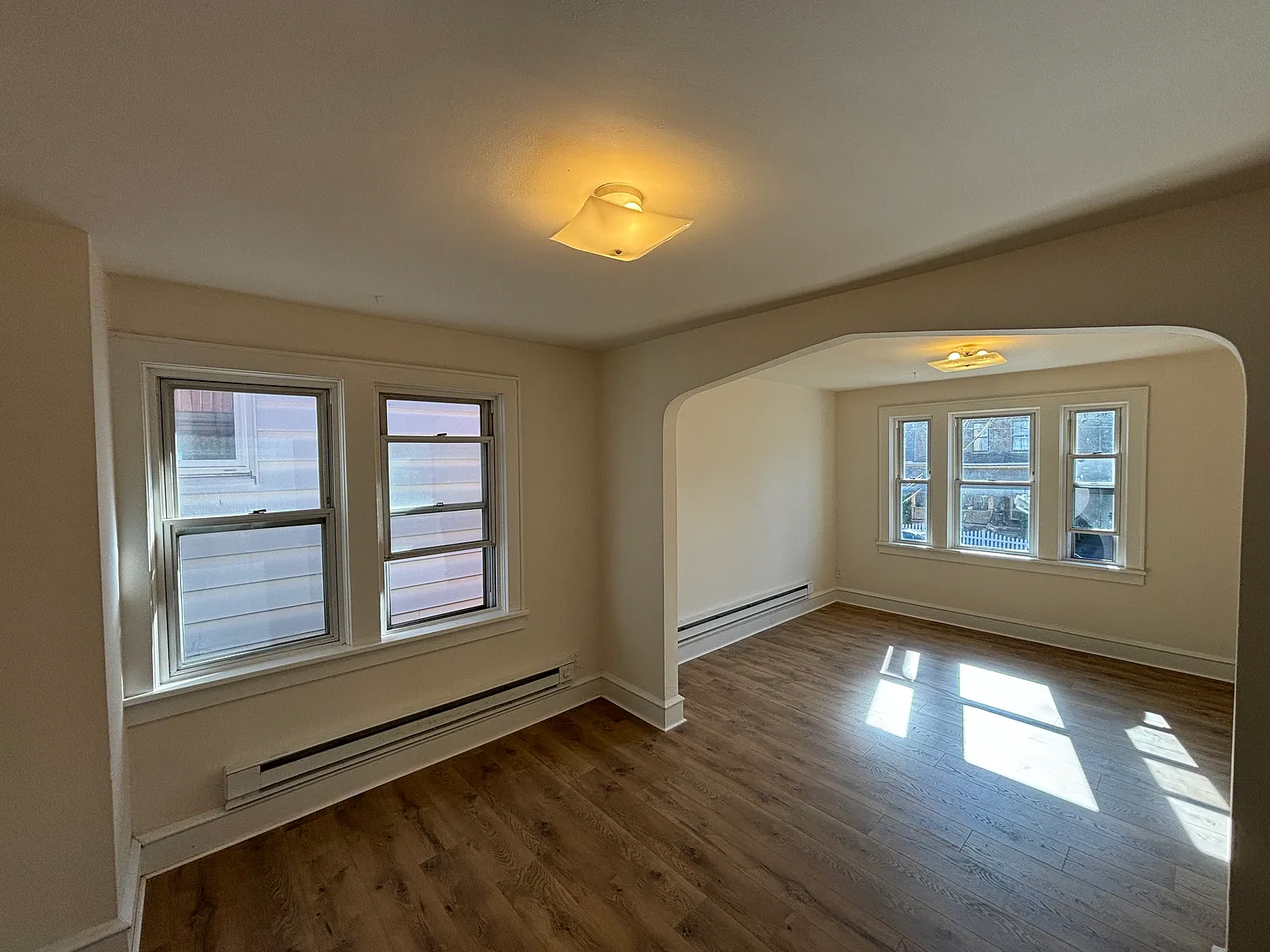 2 bed, 900 sqft, $1,250 — Photo 3
