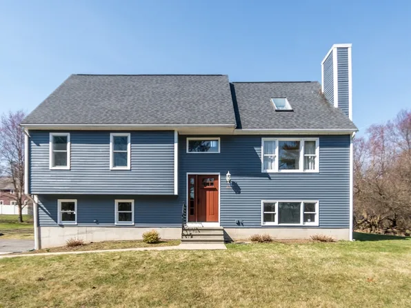 46 Timberline Rd, Millis, MA 02054