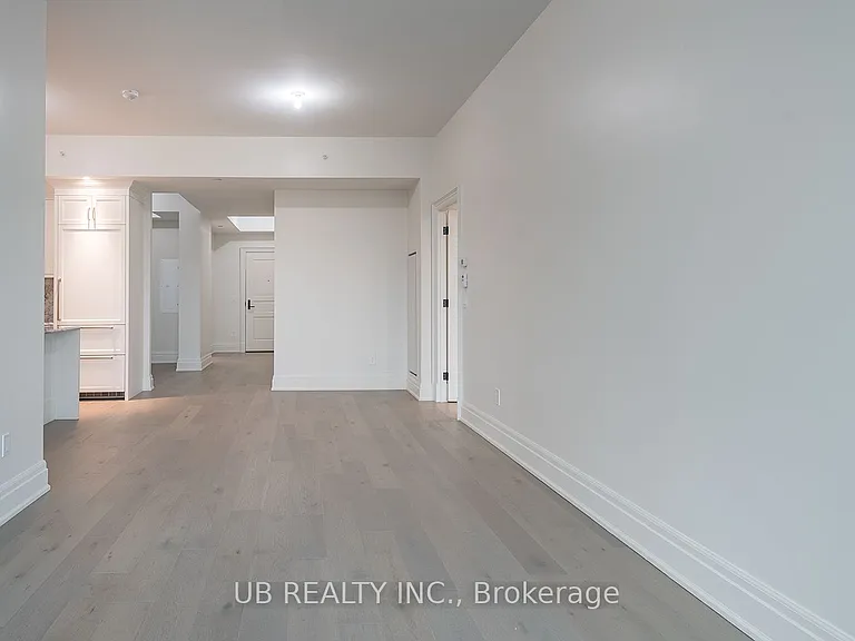 1451 Wellington St W #405 — Photo 8