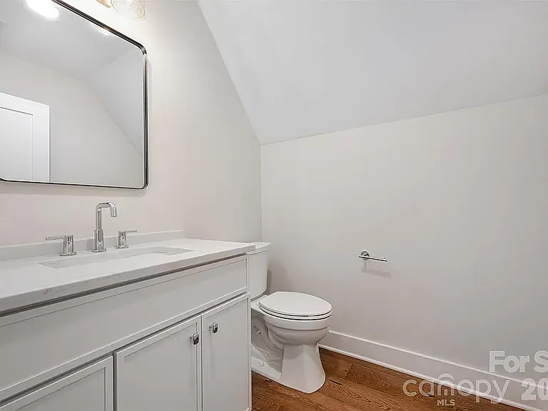 1121 Condon St — Photo 13