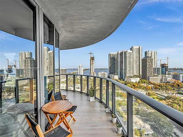 121 NE 34th St #2104 — Photo 28