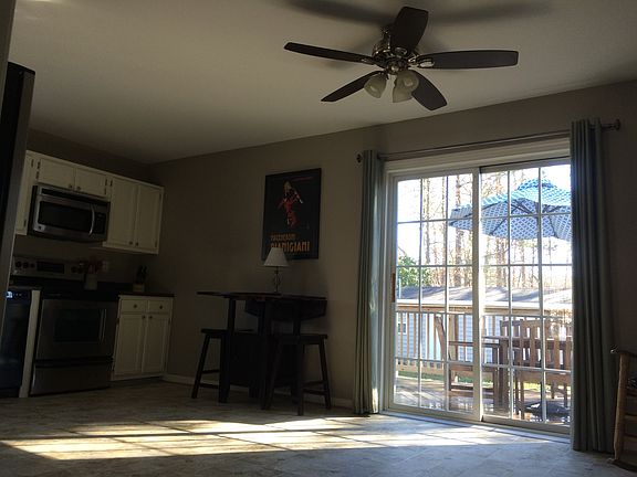 2nd image of 9649 Kingscroft Dr