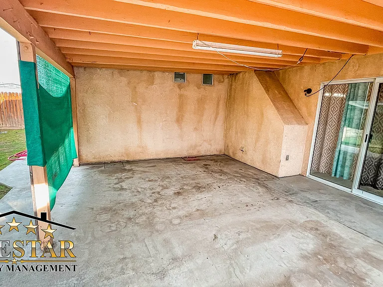 4605 Mount Everest Way — Photo 5