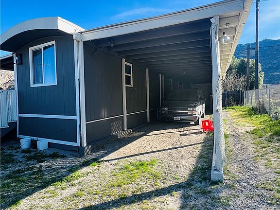 3rd image of 52343 Adele Ave