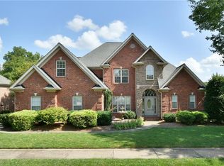 2008 Muirfield Pl, Clemmons, NC 27012