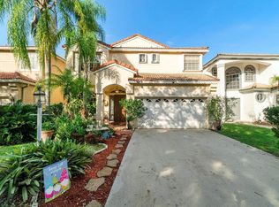 2510 Ambassador Ave, Cooper City, FL 33026