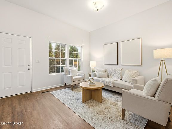 5th image of 132 William St
