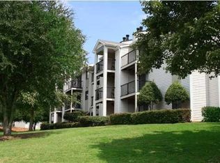 1801 Summit Hills Way APT H, Raleigh, NC 27607