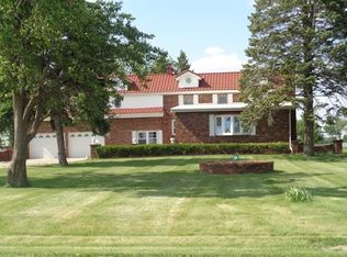 14408 E Gurler Rd, Rochelle, IL 61068