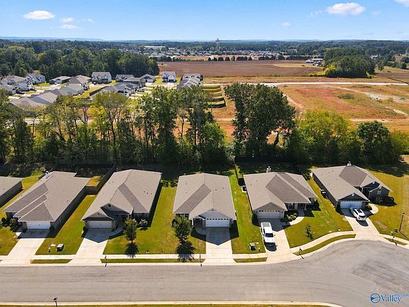 5th image of 154 Abercorn Dr