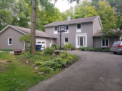 7691 Oak Hill Dr, Chesterland, OH, 44026