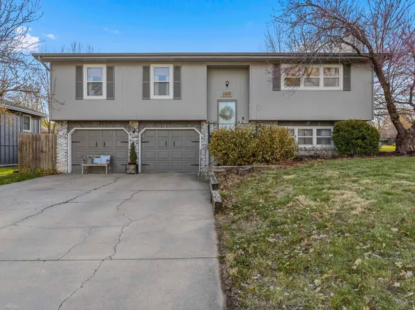 2017 Danbury Ct, Manhattan, KS 66503