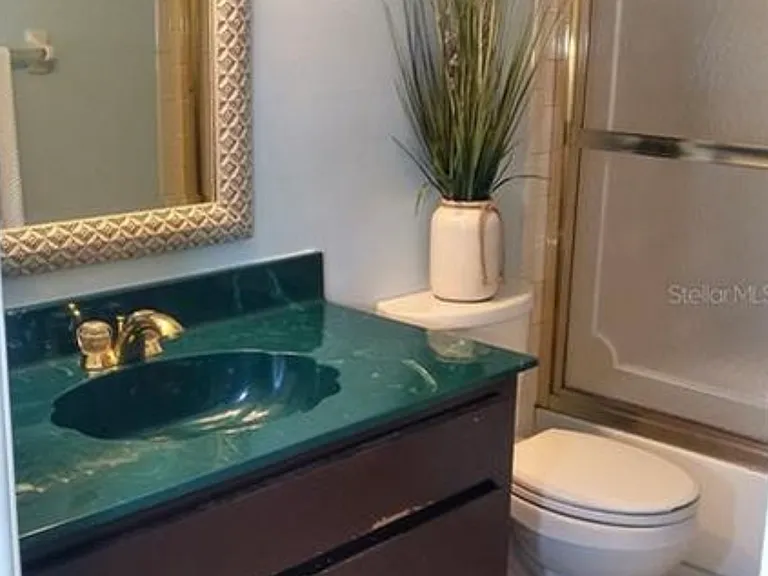 101 Lake Ave NE #204 — Photo 9