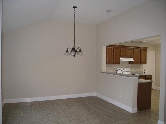 3rd image of 2856 Beasley Dr