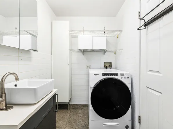 155a West 9th Street image 10 of 14