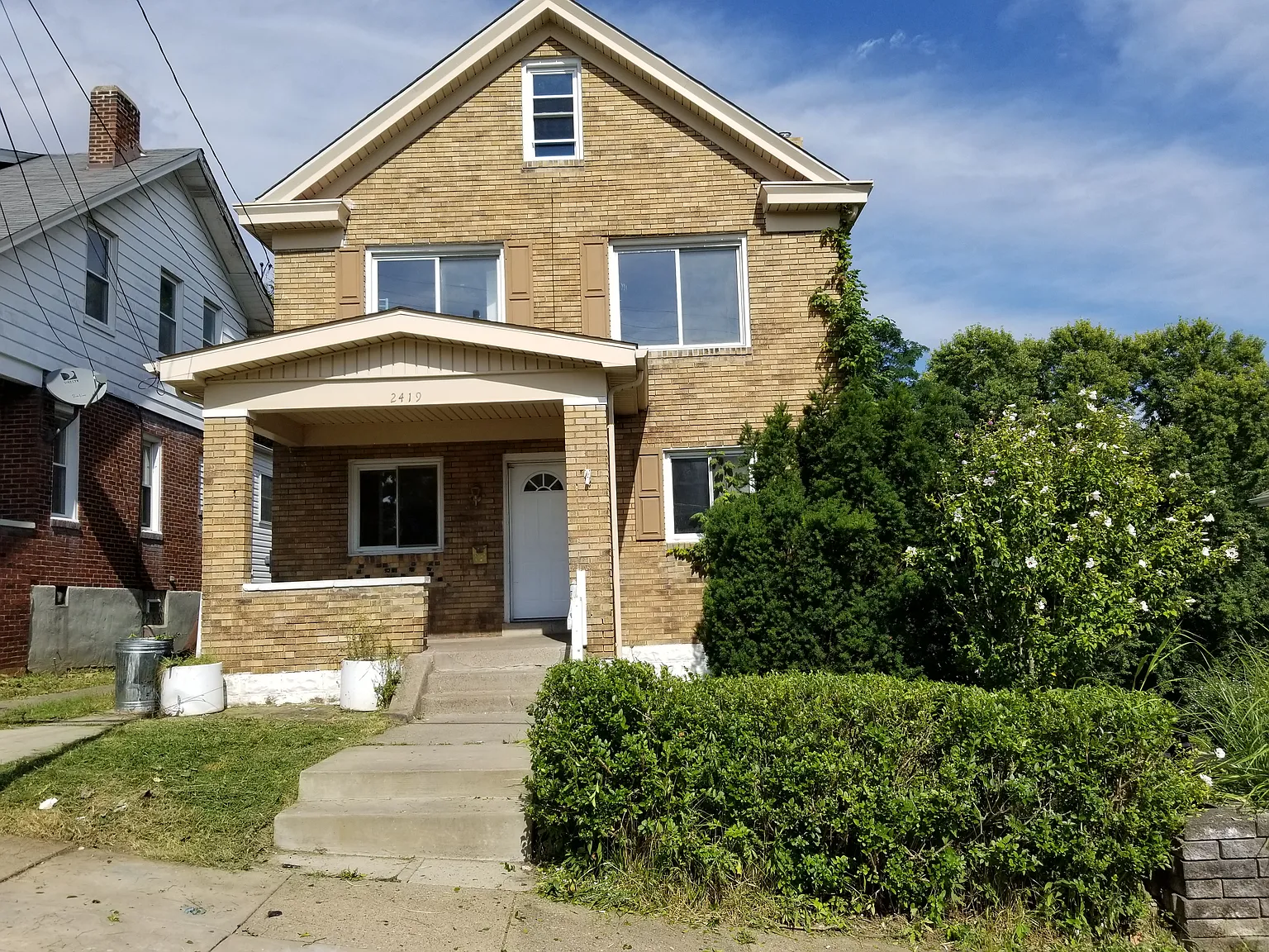 2419 Vodeli St photo 1
