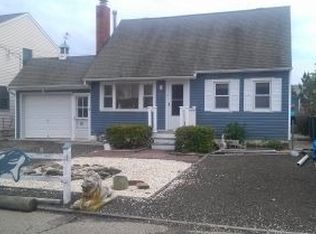 31 Joan Dr, Manahawkin, NJ 08050