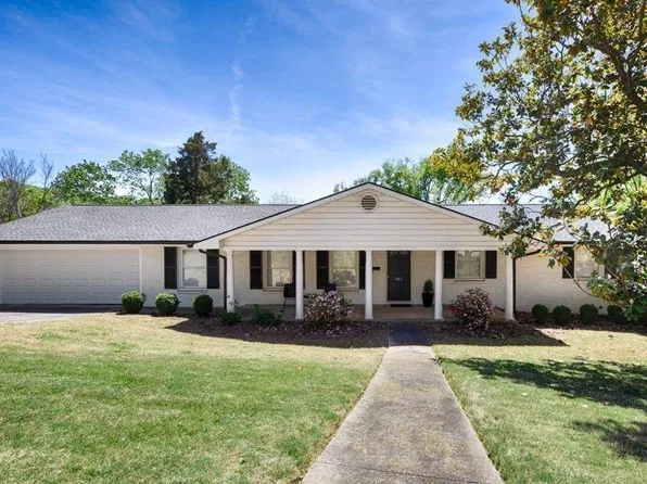 1810 Shades Crest Rd, Birmingham, AL 35216