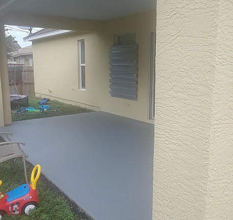 3rd image of 8435 104th Ct