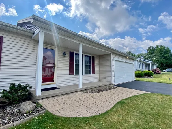 54 Juliet Cres, Rochester, NY 14612