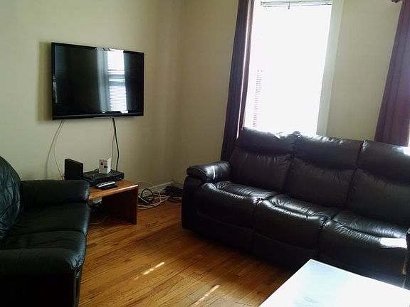 2nd image of 3851 N Southport Ave APT 2F
