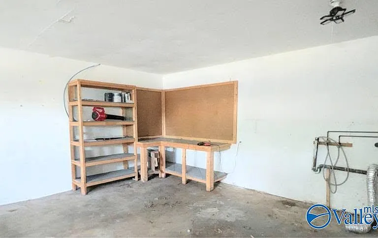 310 Cumberland Dr SE — Photo 21