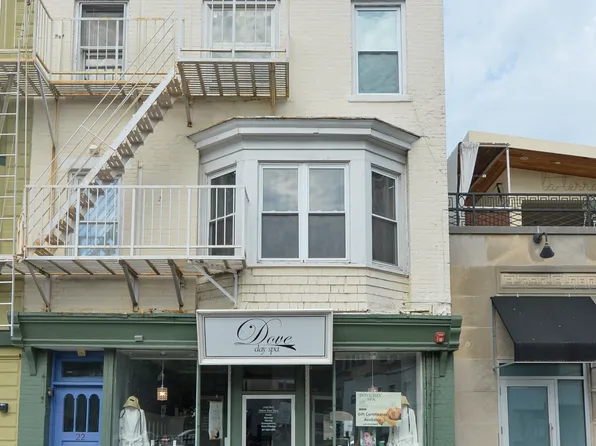 22 Prospect St APT 3, Ridgewood, NJ 07450