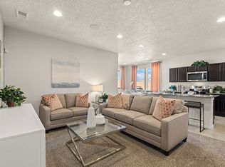 1024 Vallecito Loop NW, Los Lunas, NM 87031