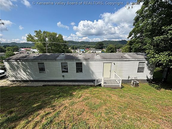 4th image of 6078 Charleston Rd.