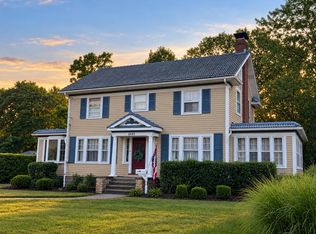 6993 Brecksville Rd, Independence, OH 44131