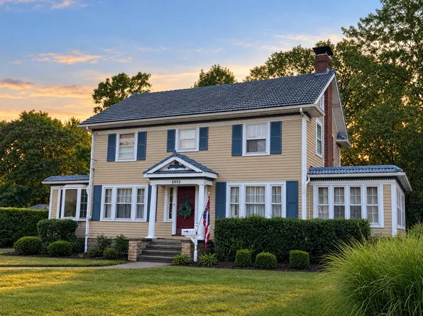 6993 Brecksville Rd, Independence, OH 44131