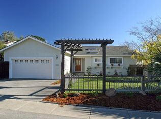 10 Trish Dr, Novato, CA 94947