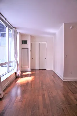 Rented by Renetta Real Estate | media 3