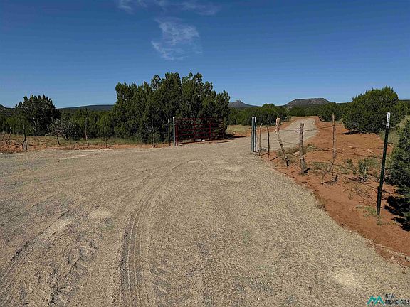 4th image of 1 County Road B27