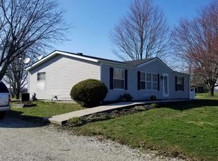 10941 Stoops Rd, Dillsboro, IN 47018