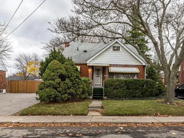 45 W 4th St, Hamilton, ON L9C 3M5