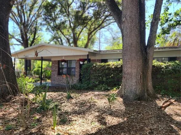 2822 NE 16th Dr, Gainesville, FL 32609