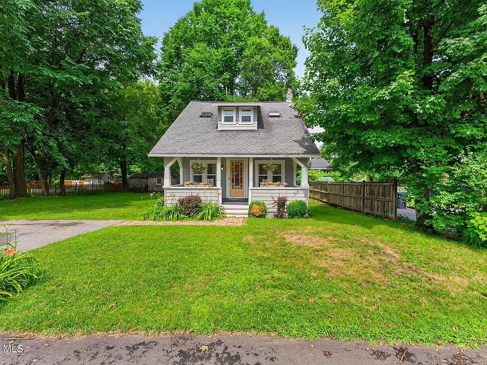 1st image of 19 Martin Avenue