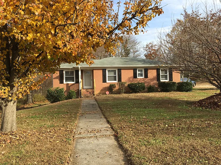 4137 Willmeade Dr — Photo 4
