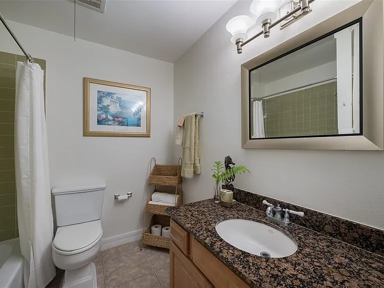 3360 S Osprey Ave #205B — Photo 16