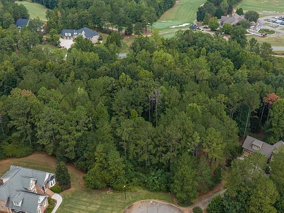 3rd image of 114 Forest Overlook Dr