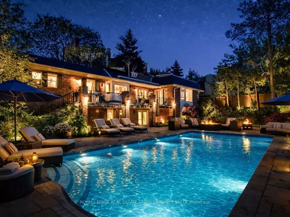 6 Penwood Cres S, Toronto, ON M3B 2B9