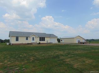 2928 Golden Glow Rd, Kenton, MI 49967