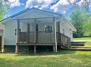 1801 Paris Rd, Knoxville, TN 37912