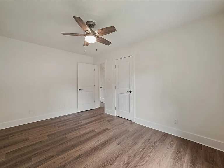 509 Banbury Rd — Photo 8