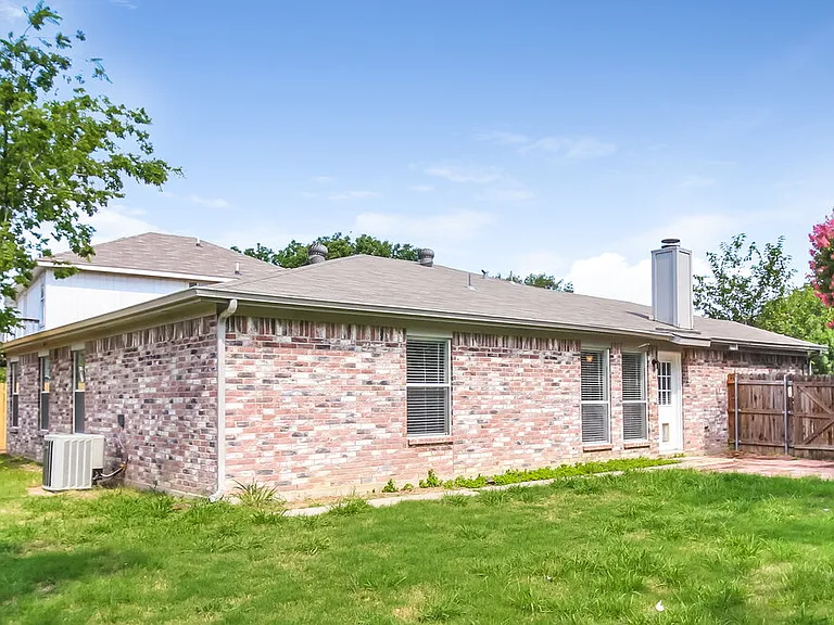 7900 Flowertree Ct — Photo 16
