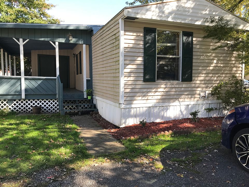 1st image of 7431 Bayberry St