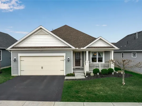 72 Blossom Wood Ln, Buffalo, NY 14227