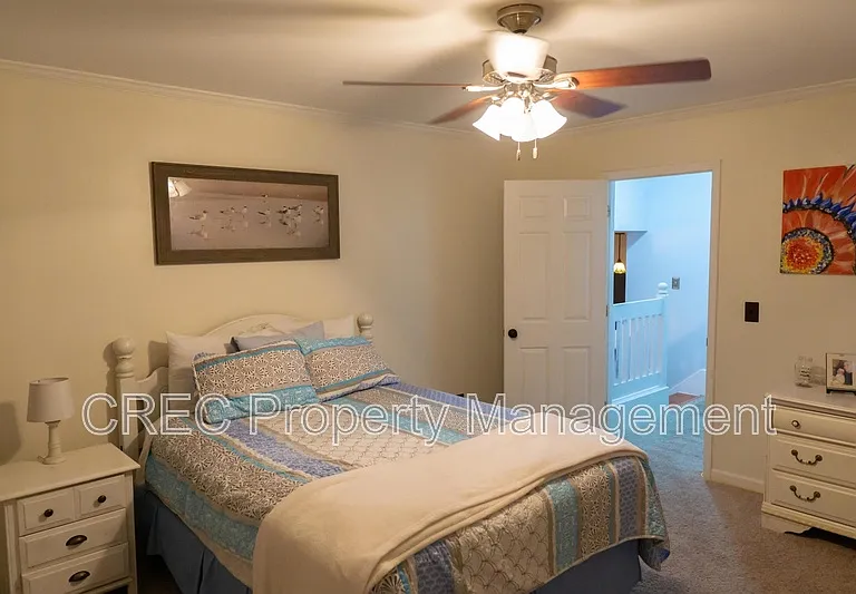 114 Queensbury Cir — Photo 14