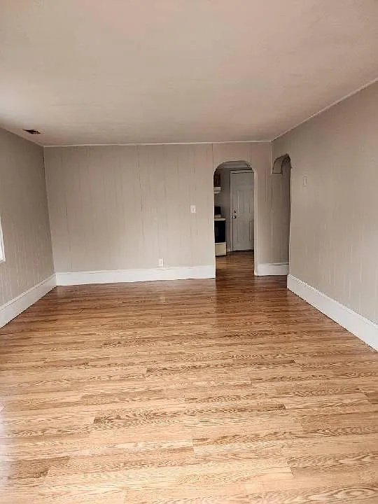 Living room - 430 Howell Dr